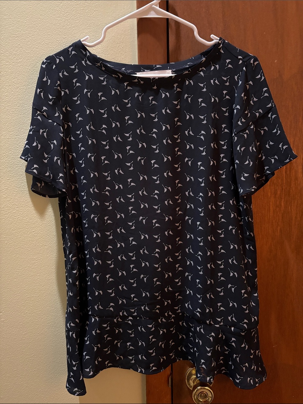LOFT Navy Blue Short Sleeve Blouse with White Abstract Print